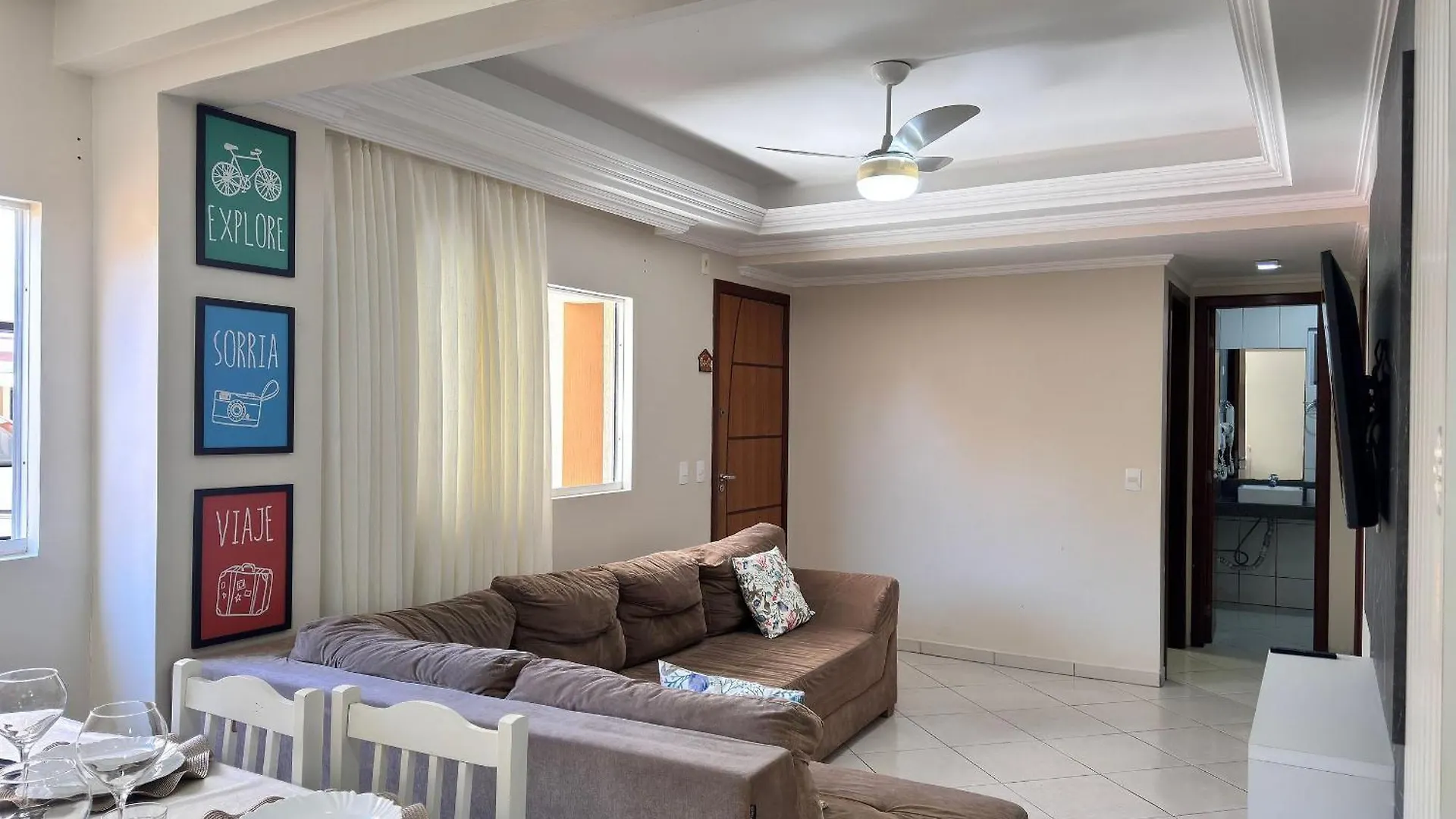 Residencial Canto do Corrupião - APARTAMENTOS DE 02 E 03 DORMITÓRIOS, COMPLETOS, NA MELHOR LOCALIZAÇÃO DE BOMBINHAS