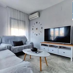 https://apartamento-centro-junto-a-estacion.es-andalucia.com